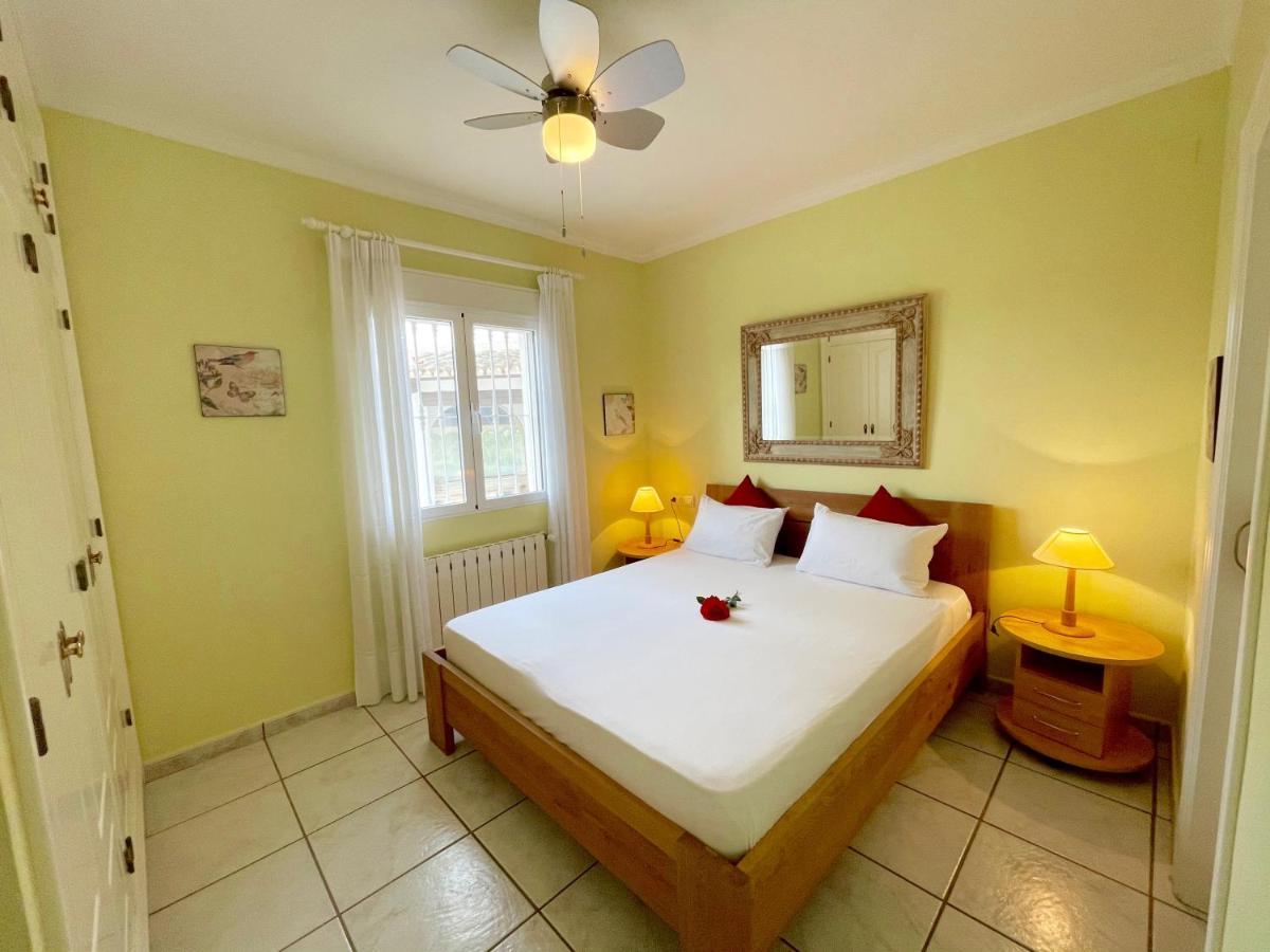 Villa Gran Palmeras With Private Pool & Amazing View Calp Exterior foto
